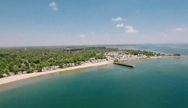 Crystal Beach, Canada